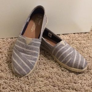 Toms Classic Slip On